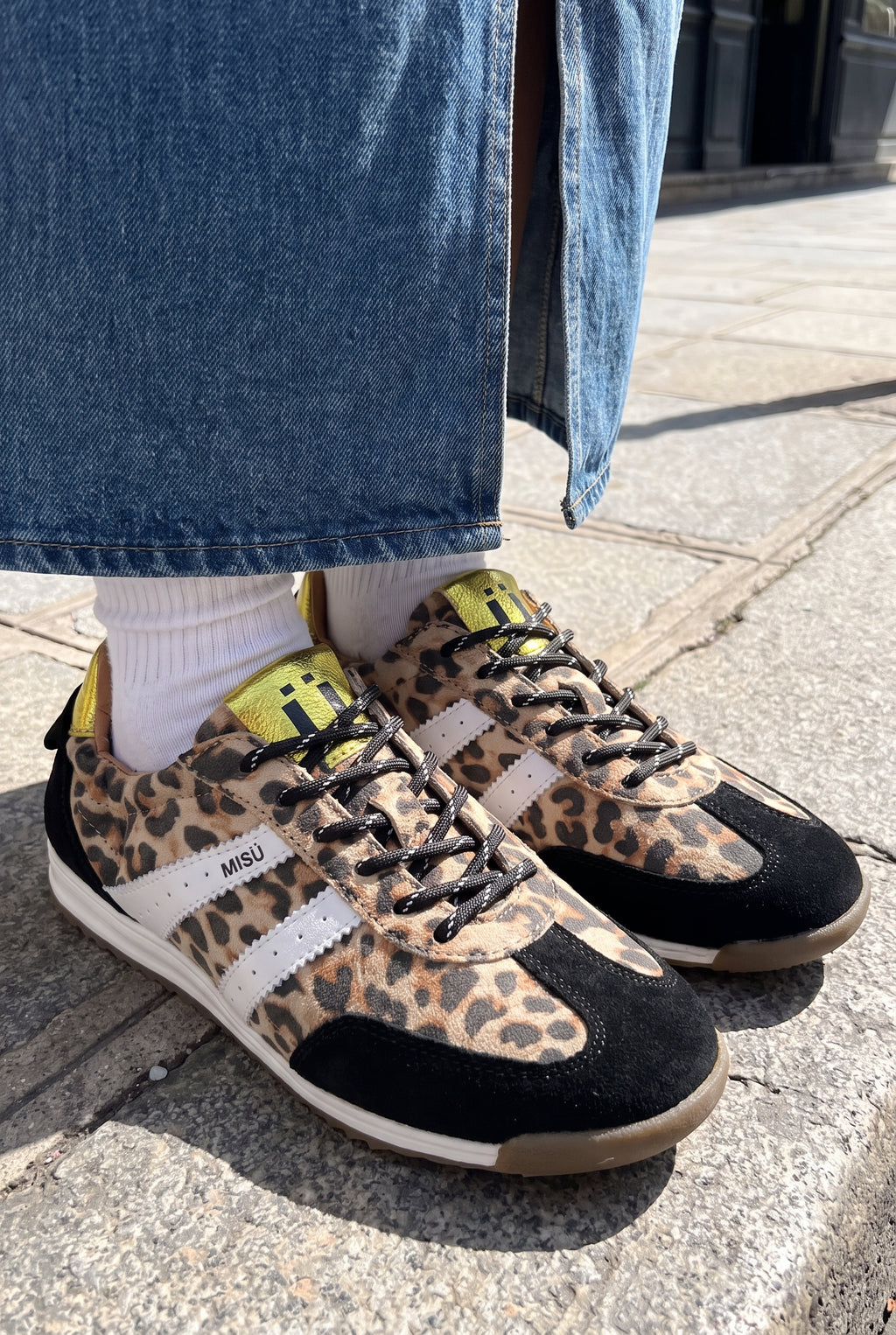 MISÜ 01 - Leopard/Black