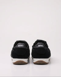MISÜ 01 - Black