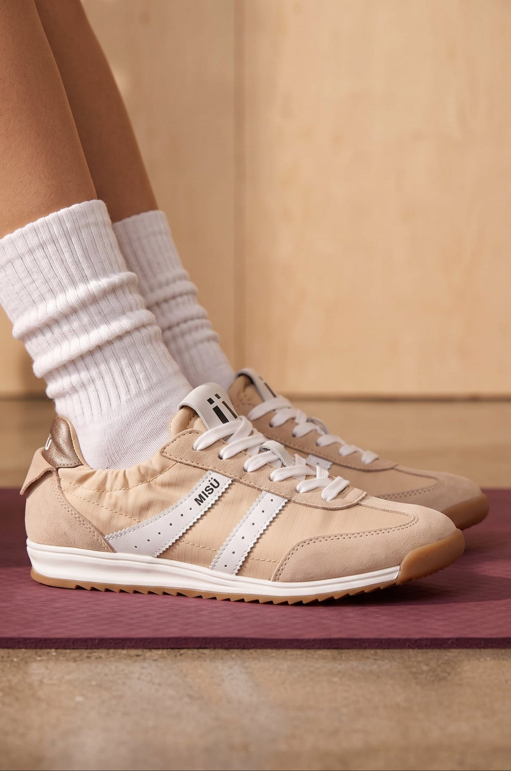 MISÜ 01 - Beige/White
